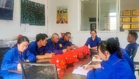 第四黨支部開展 “重溫黨章黨史，踐行初心使命”主題黨日活動(dòng)