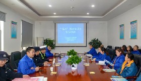 弘揚憲法精神 維護(hù)交通安全